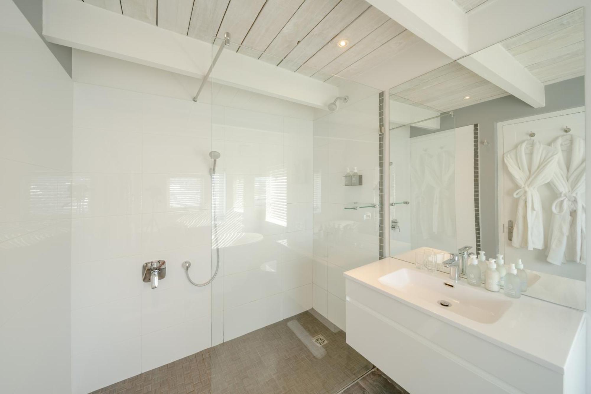 Twin or Double Room,1672607583:JPEG