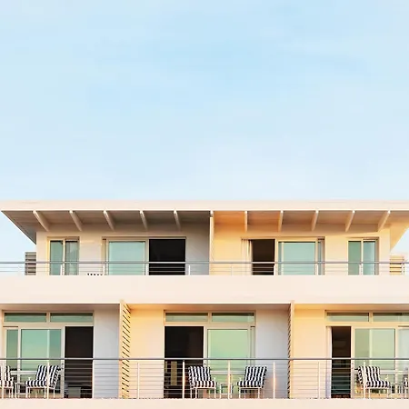 One Marine Drive Boutique Hotel & Spa By The Living Journey Collection-3